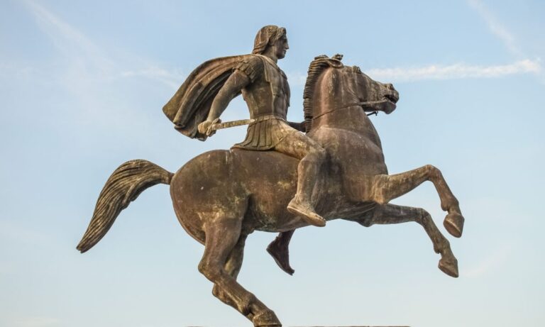 Estátua de Alexandre, o Grande