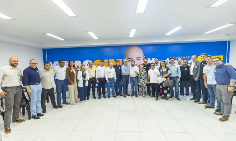 Filiados ao Cidadania se reúnem com Mateus Simões