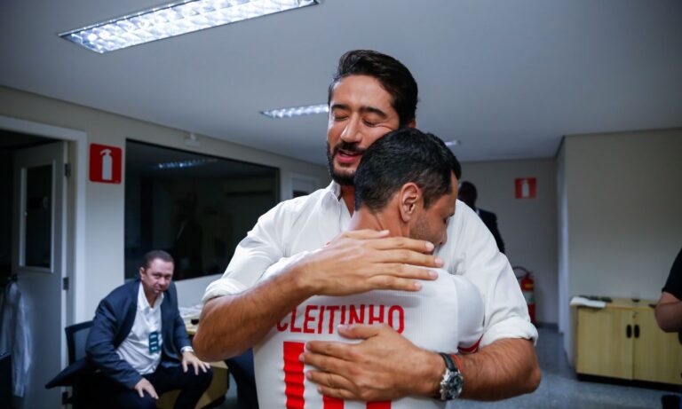 Gabriel Azevedo e Cleitinho