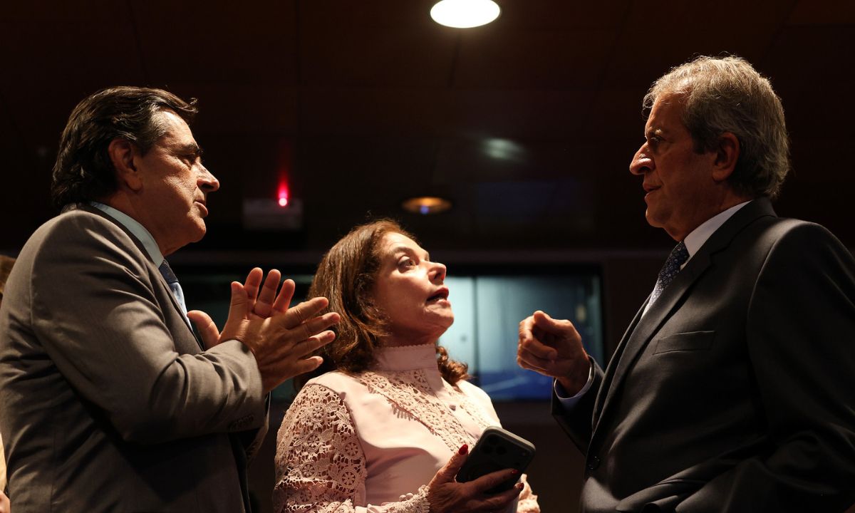 Domingos Sávio e Valdemar Costa Neto.