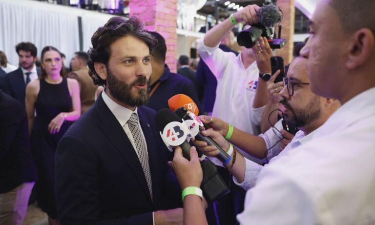 O ex-secretário Marcelo Aro