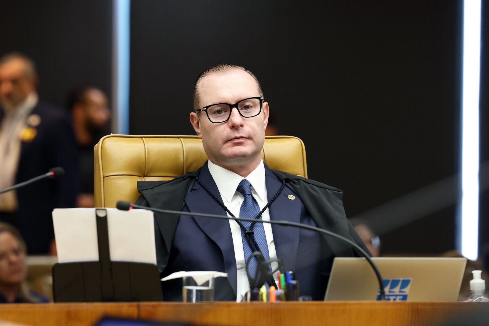 Zanin pede informações à Anatel sobre bloqueio de internet móvel nas eleições