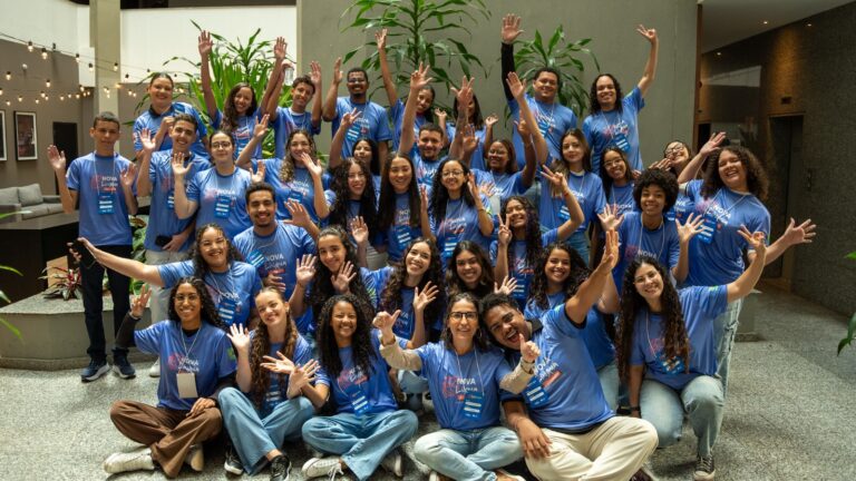 alunos do programa intercambio prefeitura nova lima