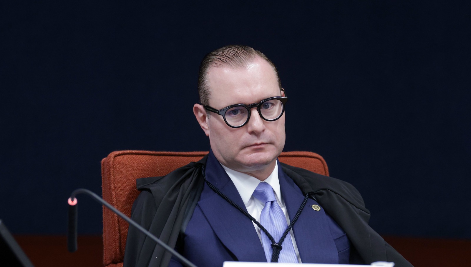 Deputado mineiro protocola pedido de impeachment de Zanin por prorrogar votação