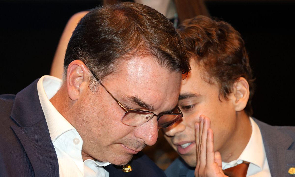 Nikolas Ferreira e Flávio Bolsonaro